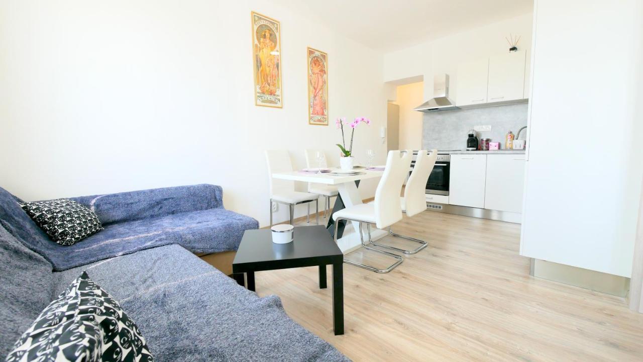 Apartman U Louckeho Klastera 2 Plus Kk Znojmo Exterior photo